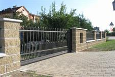 Samonosná posuvná kovaná brána Rapotín